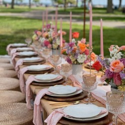 Природа, вино и любов с  "Романтичен пикник за двама"