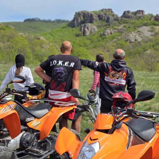 Офроуд приключение с АТВ край Белоградчишките скали от Makaroon.bg