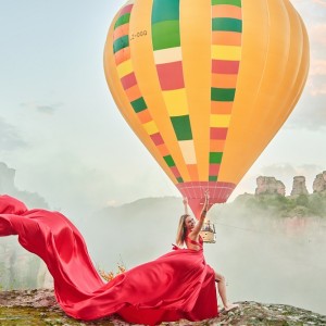 Flying dress фотосесия на Белоградчишките скали!