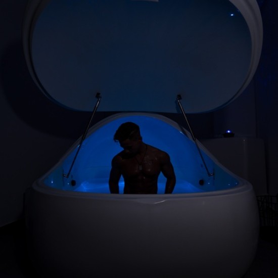 Релакс, СПА и минерали с Флотация + Престой в стая с морски климат в Пловдив от Makaroon