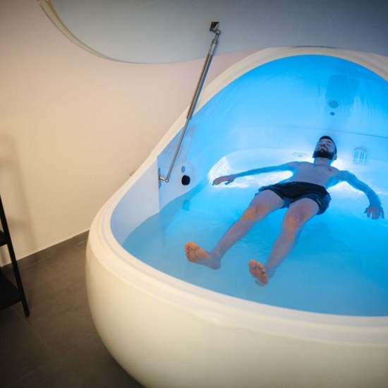 Погрижете се за тялото и ума с Флотация в Пловдив от Makaroon