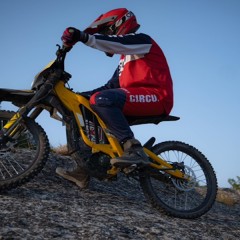 Екстремна разходка с електрически кросов мотор Sur Ron Ultra Bee край с. Неофит Рилски, Варна