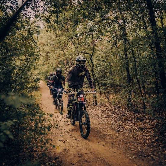 Вдигнете адреналина с 1-часов Тур Приключение до Бункера с електрически мотор край Пловдив от Makaroon