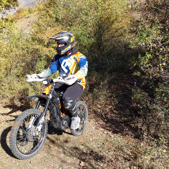 Подарете едно екстремно приключение с мотор с "Двучасов тур с електрически . мотор „По стъпките на Ботев“ край Враца" от Makaroon