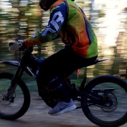 Двучасов тур с електрически мотор „По стъпките на Ботев“ край Враца Двучасов тур с електрически мотор „По стъпките на Ботев“ край Враца