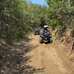 Споделени приключения с 1-часов АТВ тур за двама на едно АТВ край с. Чавдар, Софийска област Споделени приключения с 1-часов АТВ тур за двама на едно АТВ край с. Чавдар, Софийска област