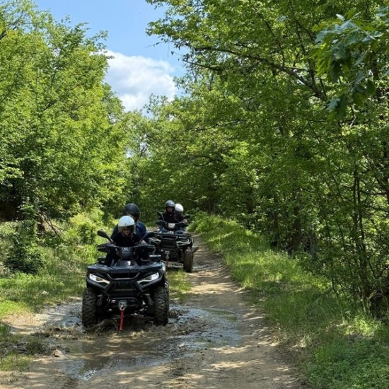 Сред природни и исторически феномени с АТВ тур за двама край с. Чавдарци, Софийска област от Makaroon