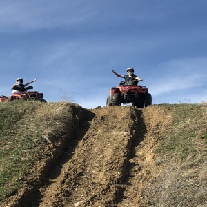 Офроуд приключение в планината с АТВ близо до София
