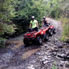 Офроуд приключение в планината за двама на едно АТВ близо до София