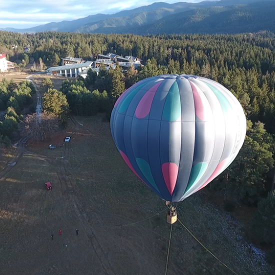 Рила от птичи поглед с "Издигане с балон в гр. Боровец" от Makaroon