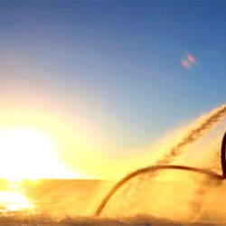 Флайборд или джетпак на я.Искър 