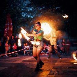 Kурс по въртене на огнен пой - Стани повелител на огъня 