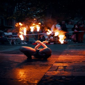 Огнено шоу за един запомнящ се празник 