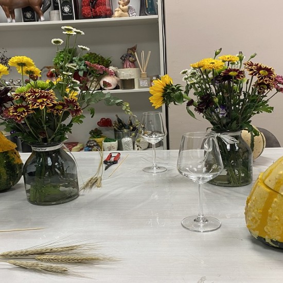 Опознайте света на цветята с Флористика на по чаша вино от Makaroon