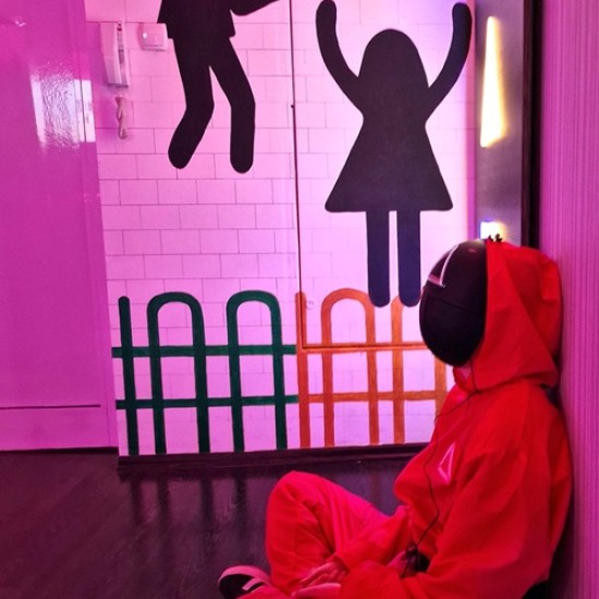 Оцелейте и спечелете The Squid Games - отборна игра за трима от Makaroon Оцелейте и спечелете The Squid Games - отборна игра за трима от Makaroon