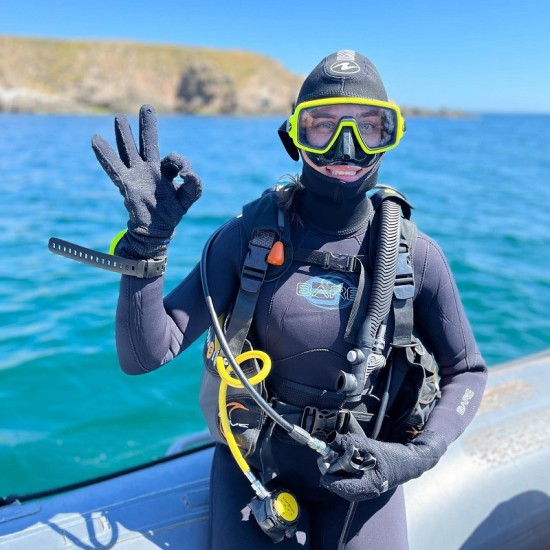 Diving from a boat for absolute beginners - dive into the depths of the Black Sea from Makaroon