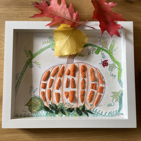 Забавление и творчество за деца с изработка на бижу или картина с коприна и мъниста от Makaroon