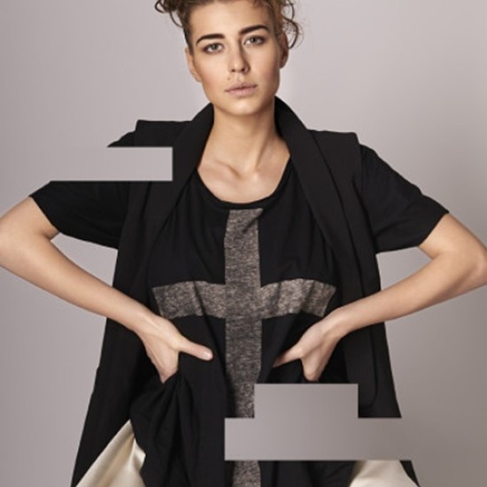 Перфектния женски ден с Консултация за коса и грим + диагностика и сешоар за двама от Makaroon Перфектния женски ден с Консултация за коса и грим + диагностика и сешоар за двама от Makaroon