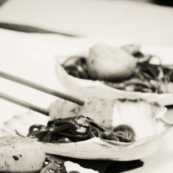 Японска култура и фюжън кухня с 6-степенна дегустация за двама в Hamachi-ni от Makaroon Японска култура и фюжън кухня с 6-степенна дегустация за двама в Hamachi-ni от Makaroon