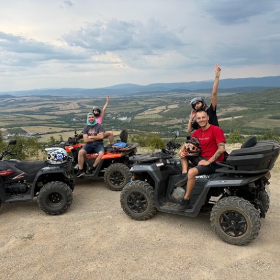 Офроуд разходка с АТВ в района Велико Търново | Makaroon.bg