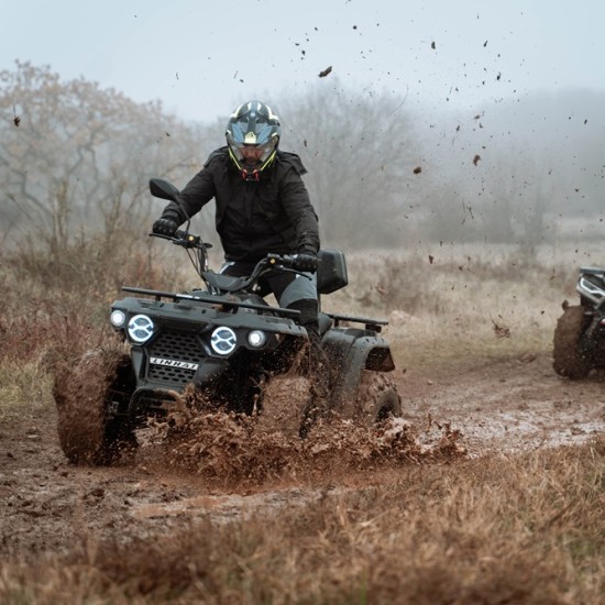 Заредете деня си в  „Родопската яка с АТВ тур край  с.Устина,, Пловдив“ от Makaroon