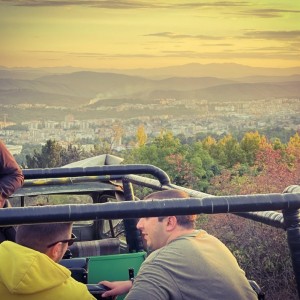 Сафари с 4х4 офроуд автобус край Велико Търново за 12 човека Сафари с 4х4 офроуд автобус край Велико Търново за 12 човека