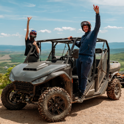 Усетете пулса на свободата с 1 час разходка с 6-местно бъги с възможност за самостоятелно шофиране около с. Арбанаси Усетете пулса на свободата с 1 час разходка с 6-местно бъги с възможност за самостоятелно шофиране около с. Арбанаси