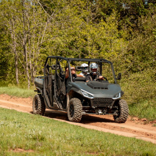 Насладете се на време сред природата с близки хора с 1 час разходка с бъги и възможност за самостоятелно шофиране около с. Арбанаси от Makaroon