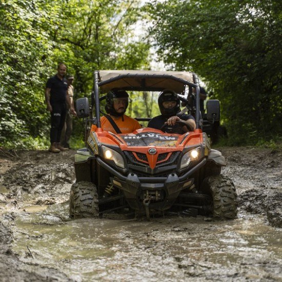 Екстремен подарък - Офроуд с бъги край Арбанаси от Макароон