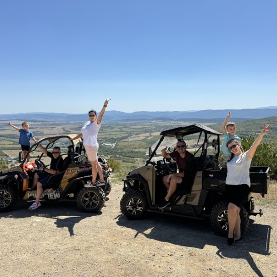 Екстремен подарък - Офроуд с бъги край Арбанаси от Макароон