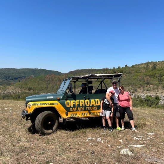 Впуснете се в едно нестандартно приключение с Джип сафари в района на Велико Търново от Makaroon