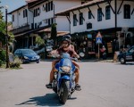 Опознайте красотата на околностите на Велико Търново с разходка с круизен мотор Suzuki Boulevard M109R от Makaroon