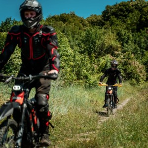 Офроуд разходка с електрически кросов мотор край Арбанаси