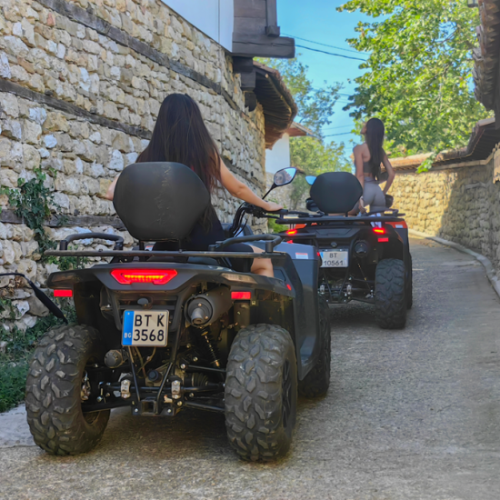 Опознайте Велико Търново на колела с "АТВ под наем за 4 часа край Велико Търново или Арбанаси" от Makaroon