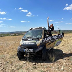 Екстремен подарък - офроуд за двама със Смарт Екстремен подарък - офроуд за двама със Смарт