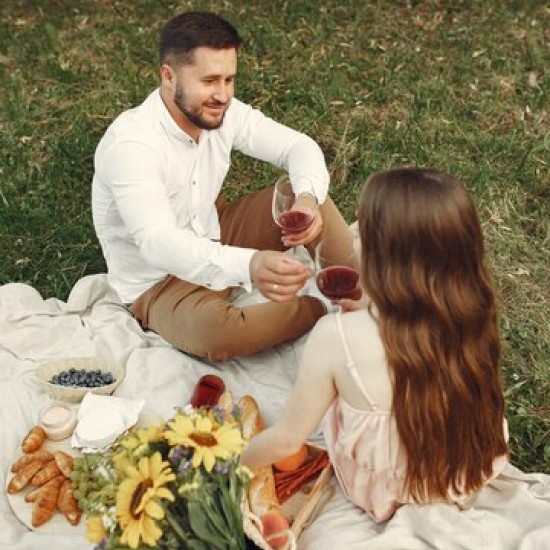 Приключенски пикник за двама край Белоградчик - романтика сред природата от Makaroon