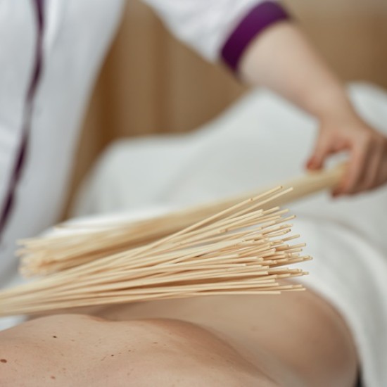 Динамичен масаж на цяло тяло с бамбук в Русе от Makaroon Динамичен масаж на цяло тяло с бамбук в Русе от Makaroon