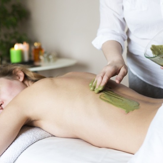 Отдайте се на пълноценен релакс с японска дзен терапия със зелен чай от Makaroon