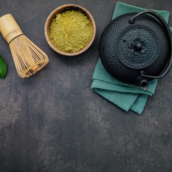 Отдайте се на пълноценен релакс с японска дзен терапия със зелен чай от Makaroon