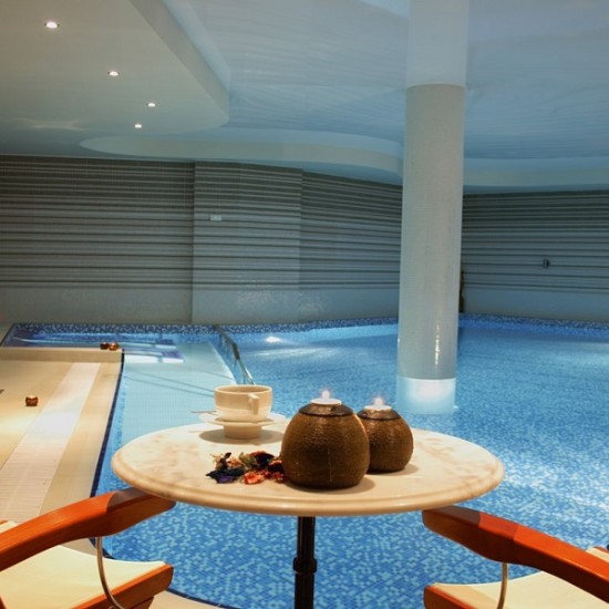 VIP spa package for two - give the gift relaxation from Makaroon