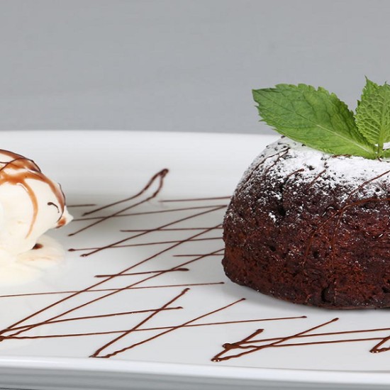 Вечеря за двама в ресторант Hacienda – кулинарно изкушение на световно ниво от Макароон Вечеря за двама в ресторант Hacienda – кулинарно изкушение на световно ниво от Макароон