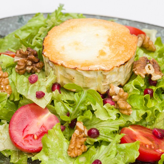 Вечеря за двама в ресторант Hacienda – кулинарно изкушение на световно ниво от Макароон Вечеря за двама в ресторант Hacienda – кулинарно изкушение на световно ниво от Макароон