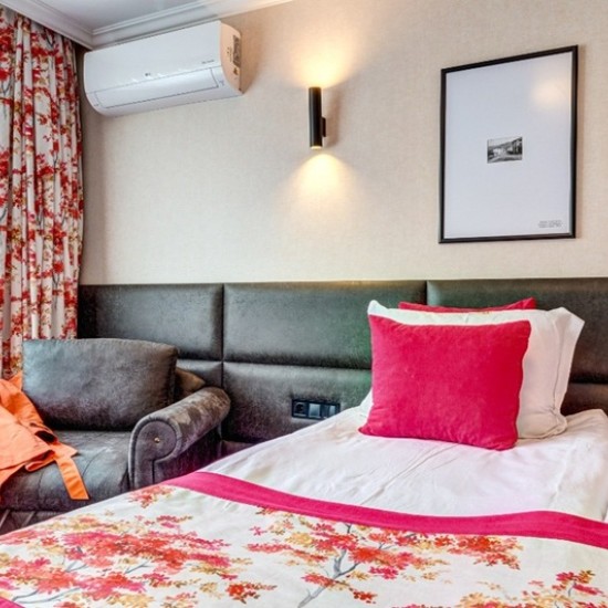 Насладете се на една пълноценна почивка с дъх на природа, спокойствие и комфорт с нощувка за двама в спа хотел Кипарис, гр. Смолян от Makaroon