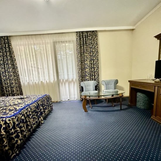 Подарете почивка и избягайте от стреса с "Нощувка в Хотел Парк Бачиново" от Makaroon