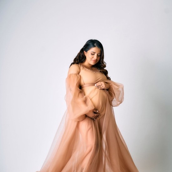 Запечатайте незабравими моменти с Фотосесия за бременни в Плевен от Makaroon