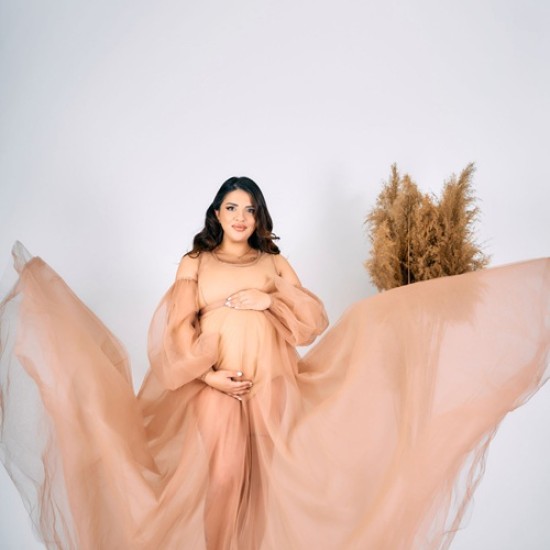 Запечатайте незабравими моменти с Фотосесия за бременни в Плевен от Makaroon