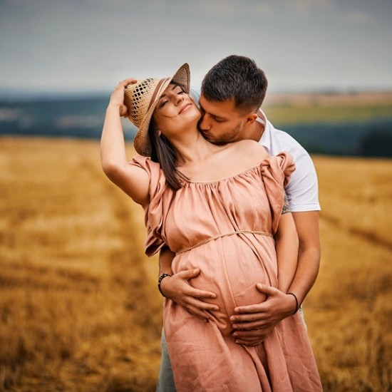 Създайте спомени завинаги със Семейна фотосесия в Плевен от Makaroon Създайте спомени завинаги със Семейна фотосесия в Плевен от Makaroon