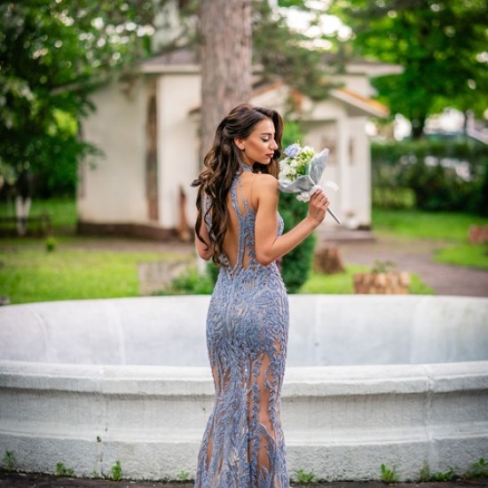 Запечатайте всеки момент от Вашия вълнуващ ден с Абитуриентска фотосесия в Плевен от Makaroon Запечатайте всеки момент от Вашия вълнуващ ден с Абитуриентска фотосесия в Плевен от Makaroon