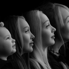 Портретна фотосесия по избор за до 4 души в Стара Загора 