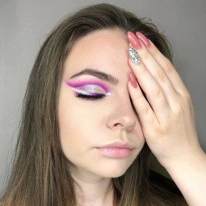 Красива и уверена с Професионален грим в Перник